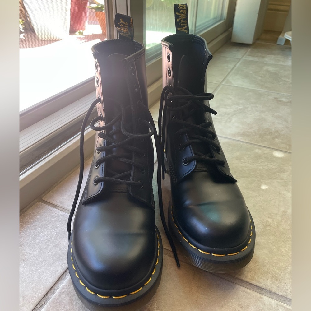 Cute DR. MARTENS 1460 Womens Boots